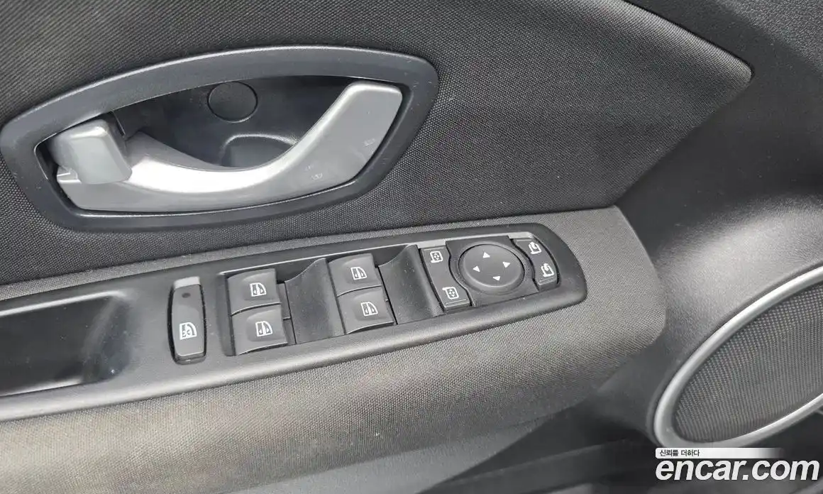 Renault SM3 2014 1.6 Автомат в Москве № 226222, фото 7