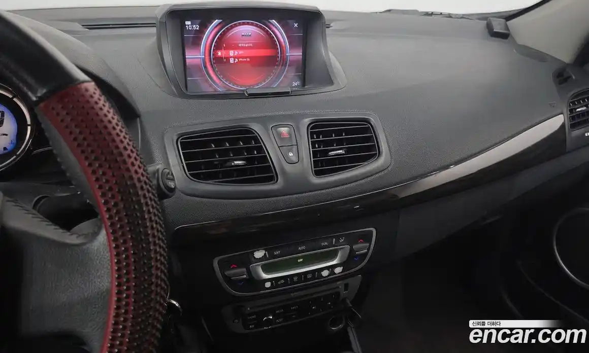 Renault SM3 2014 1.6 Автомат в Москве № 226222, фото 8