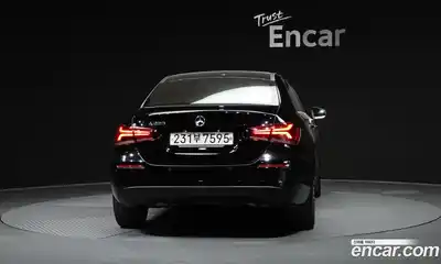 Mercedes-Benz A-Class 2020 2.0 Автомат в Москве № 229484, миниатюра 3