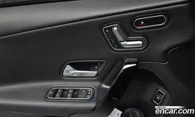 Mercedes-Benz A-Class 2020 2.0 Автомат в Москве № 229484, миниатюра 8