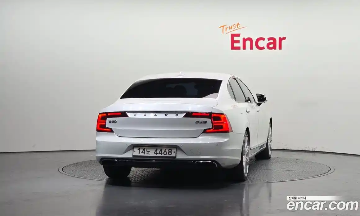Volvo S90 2017 2.0 Автомат в Москве № 230677, фото 8