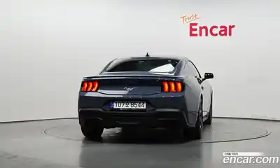 Ford Mustang, 2024
