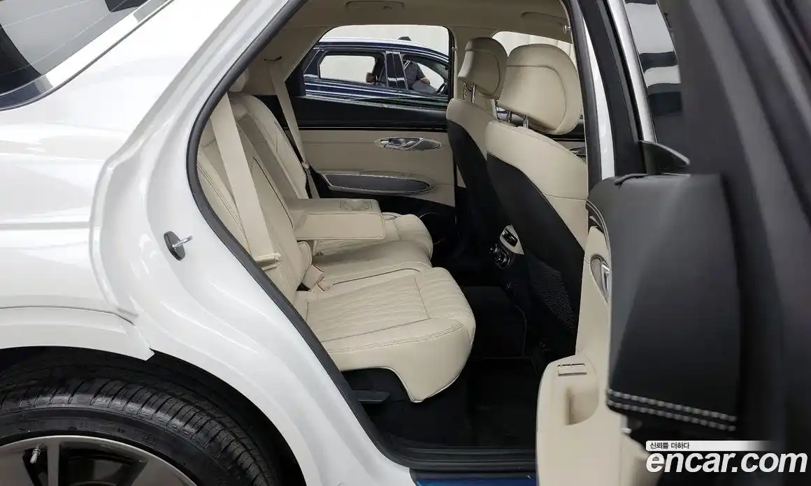 Genesis GV70 2023 2.5 Автомат в Москве № 23379, фото 10