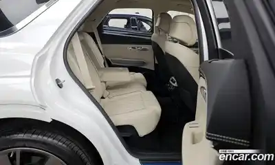Genesis GV70 2023 2.5 Автомат в Москве № 23379, миниатюра 10