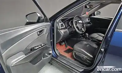 SsangYong TIBOLI 2019 1.6 Автомат в Москве № 235108, миниатюра 4