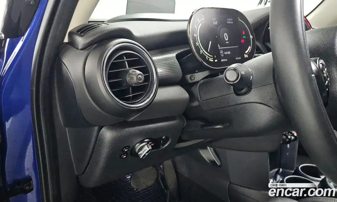 Mini Cooper 2021 1.5 Автомат в Москве № 253300, фото 13