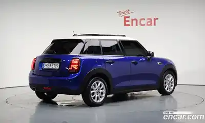 Mini Cooper 2021 1.5 Автомат в Москве № 253300, миниатюра 10