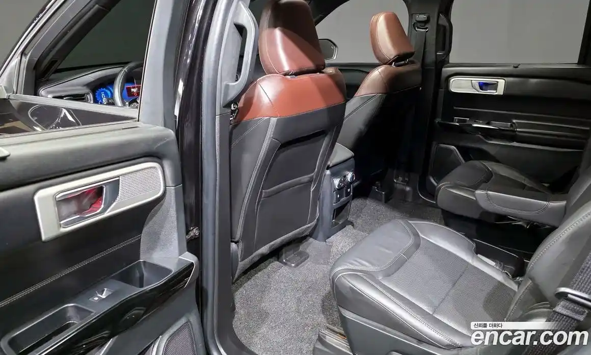 Ford Explorer 2021 3.0 Автомат в Москве № 255629, фото 15