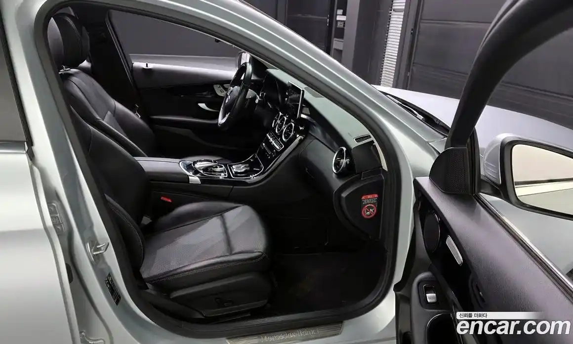 Mercedes-Benz C-Class 2016 1.6 Автомат в Москве № 264699, фото 18