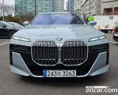 BMW 7-Series 2025 3.0 Автомат в Москве № 278785, миниатюра 5