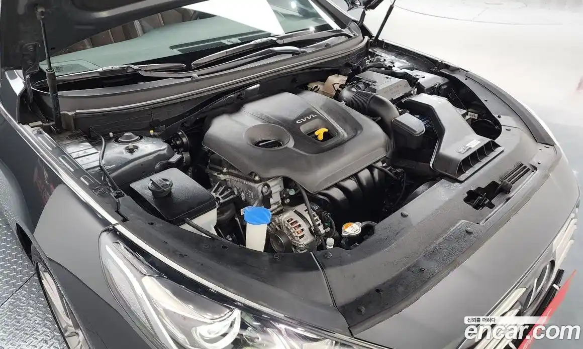 Hyundai Sonata 2018 2.0 Автомат в Москве № 280832, фото 12