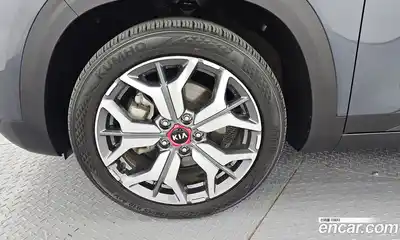 Kia Seltos 2021 1.6 Автомат в Москве № 287031, миниатюра 11