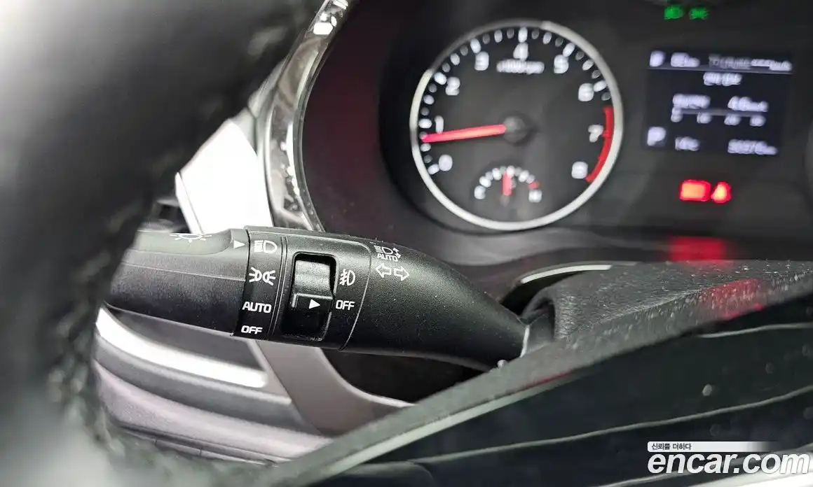 Kia Seltos 2021 1.6 Автомат в Москве № 287031, фото 15