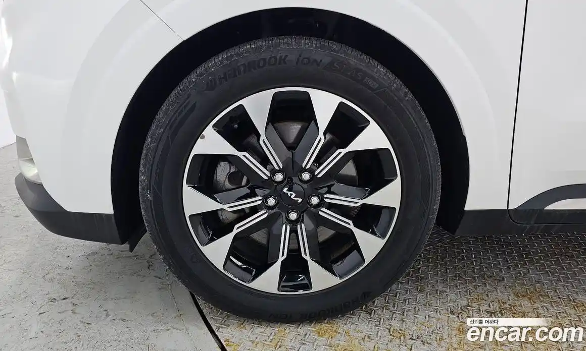 Kia Canival 2023 2.2 Автомат в Москве № 287482, фото 14