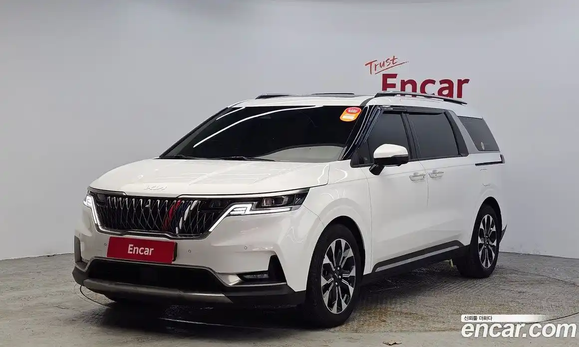 Kia Canival 2023 2.2 Автомат в Москве № 287482, фото 17