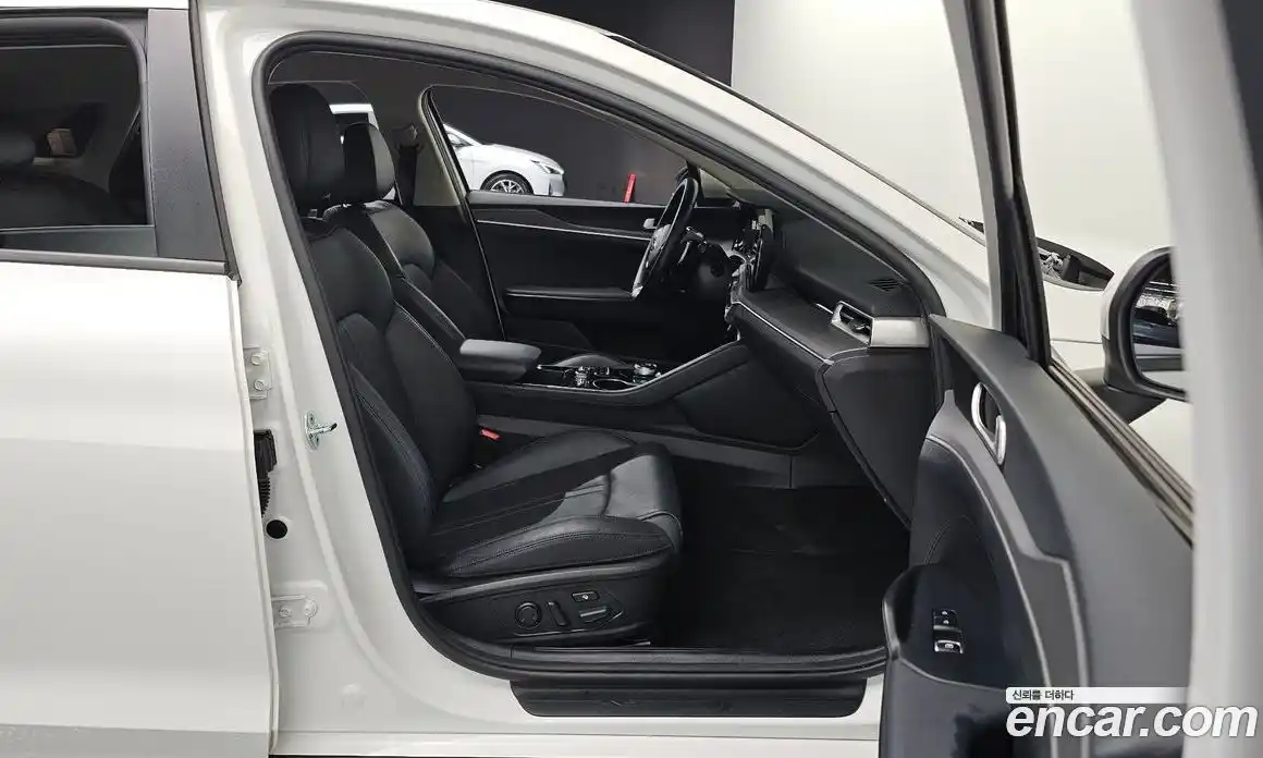 Kia K5 2021 1.6 Автомат в Москве № 288417, фото 5