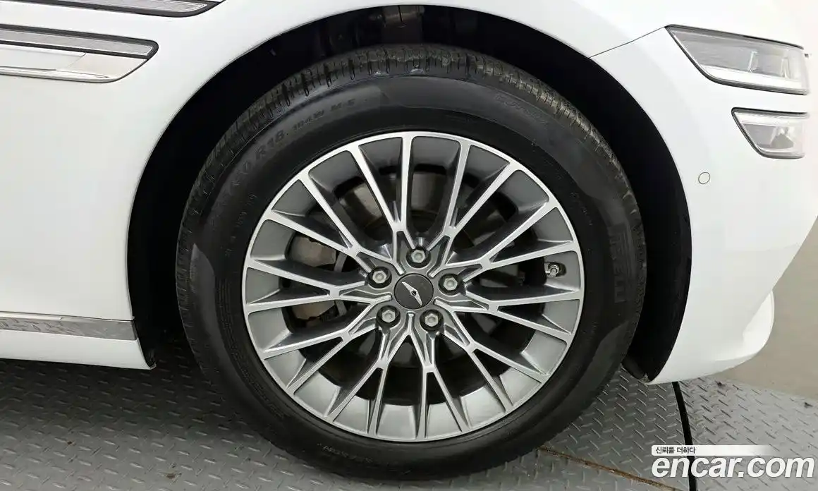 Genesis G80 2024 2.5 Автомат в Москве № 288842, фото 13