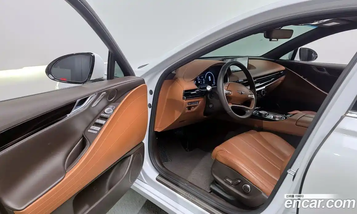 Genesis G80 2024 2.5 Автомат в Москве № 288842, фото 16