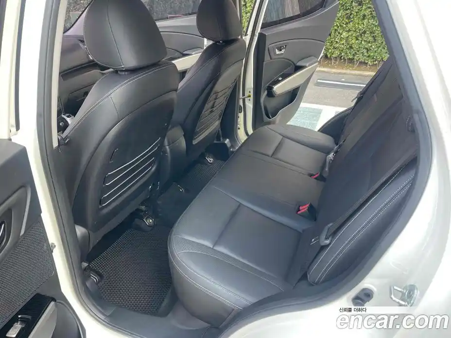 SsangYong TIBOLI 2015 1.6 Автомат в Москве № 291869, фото 14