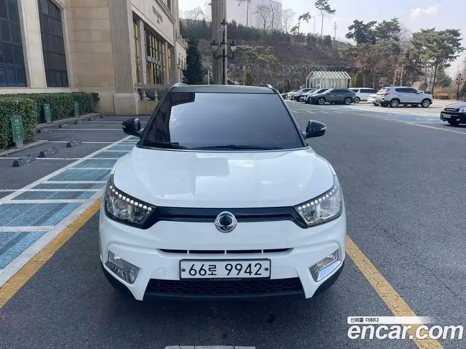 SsangYong TIBOLI 2015 1.6 Автомат в Москве № 291869, фото 10