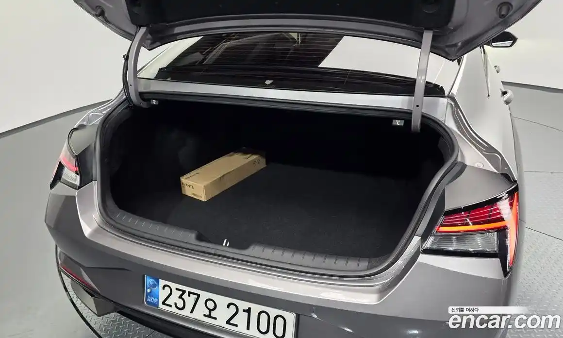 Hyundai Avante 2021 1.6 Автомат в Москве № 304413, фото 3