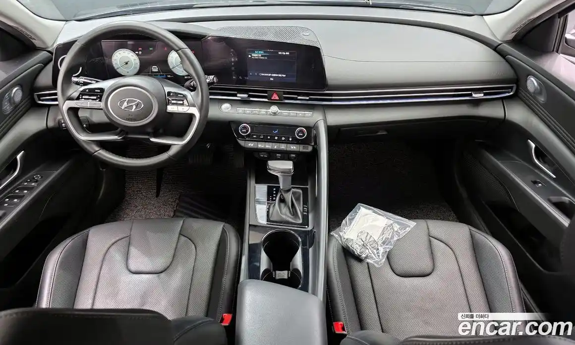 Hyundai Avante 2021 1.6 Автомат в Москве № 304413, фото 5