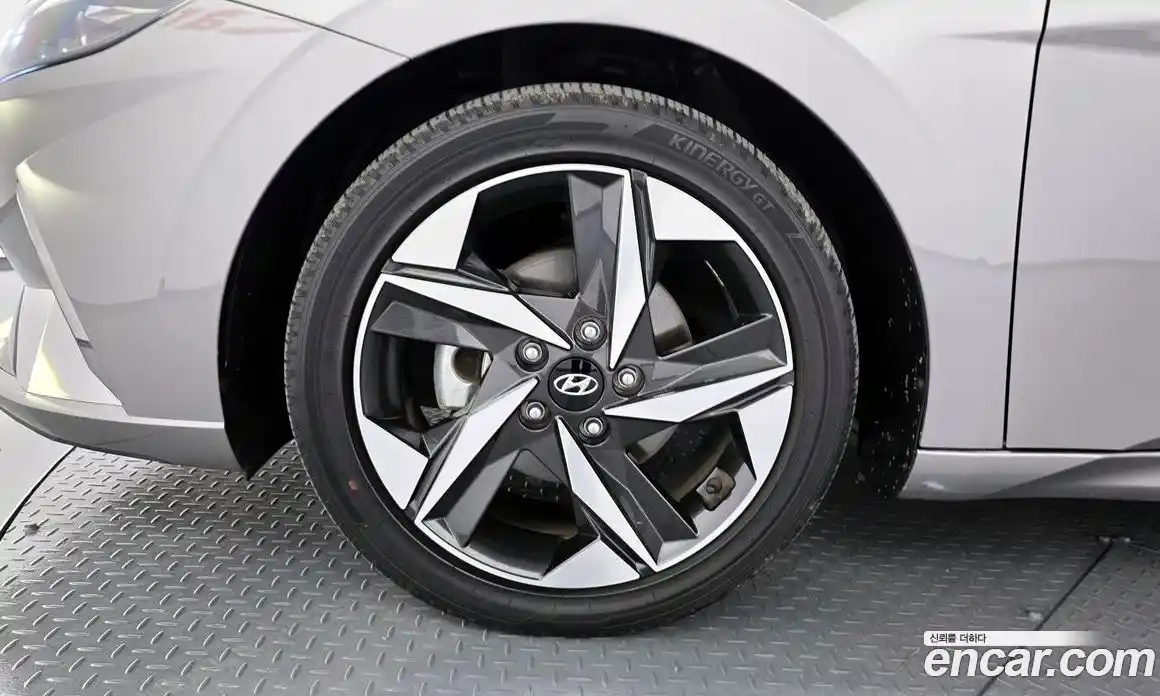 Hyundai Avante 2021 1.6 Автомат в Москве № 304413, фото 6