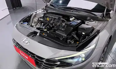 Hyundai Avante 2021 1.6 Автомат в Москве № 304413, миниатюра 8