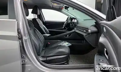 Hyundai Avante 2021 1.6 Автомат в Москве № 304413, миниатюра 9