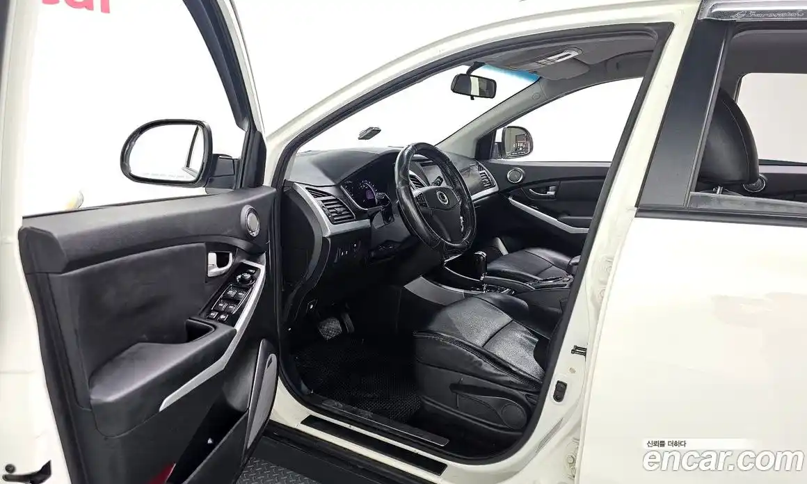 SsangYong Korando 2015 2.0 Автомат в Москве № 30603, фото 16