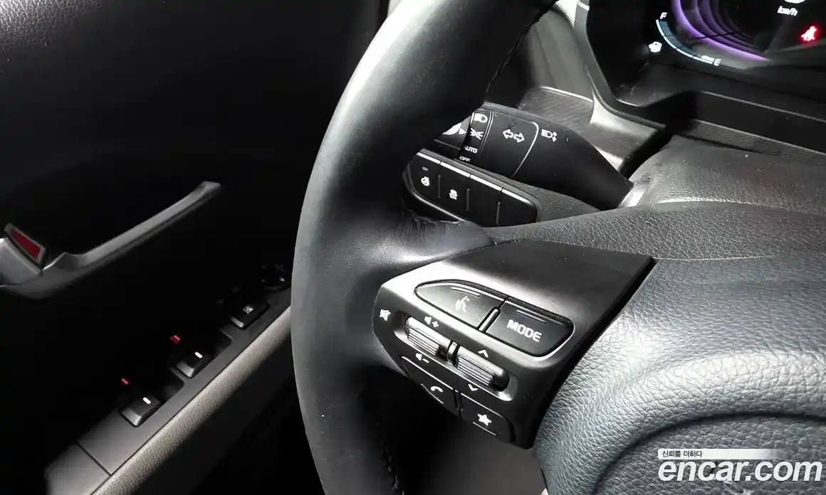 Kia Ray 2023 1.0 Автомат в Москве № 307914, фото 17