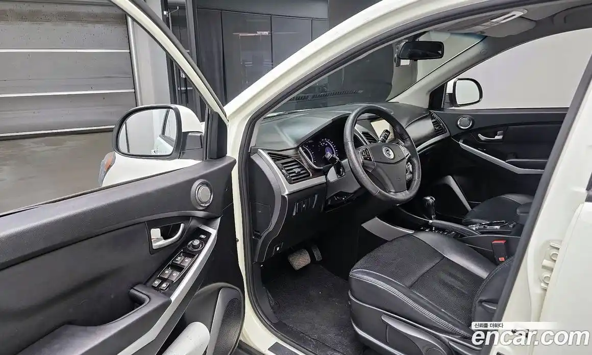 SsangYong Korando 2014 2.0 Автомат в Москве № 310095, фото 14