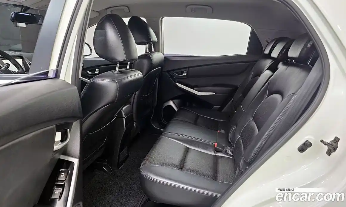 SsangYong Korando 2014 2.0 Автомат в Москве № 310095, фото 3