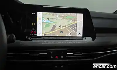 Volkswagen Golf, 2023