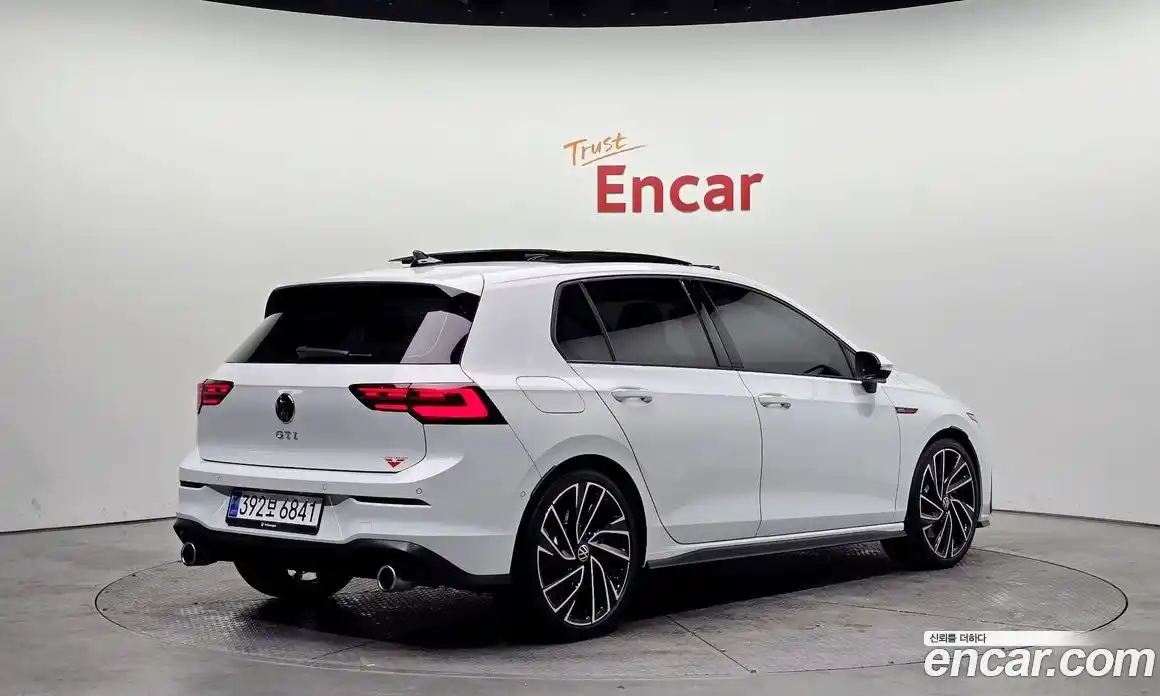 Volkswagen Golf 2023 2.0 Автомат в Москве № 317792, фото 20