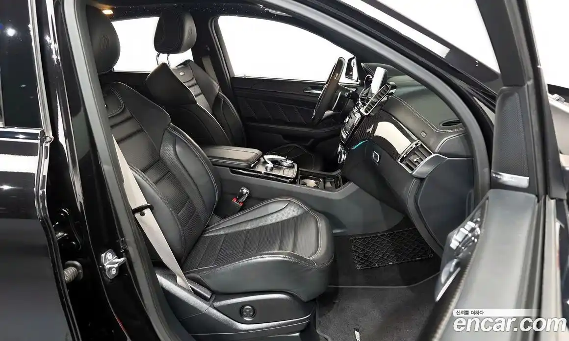 Mercedes-Benz GLE-Class 2019 5.5 Автомат в Москве № 323717, фото 13