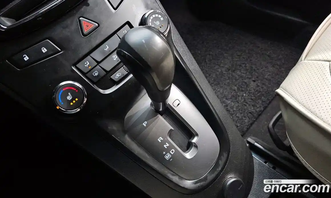 Chevrolet Orlando 2013 2.0 Автомат в Москве № 332907, фото 10