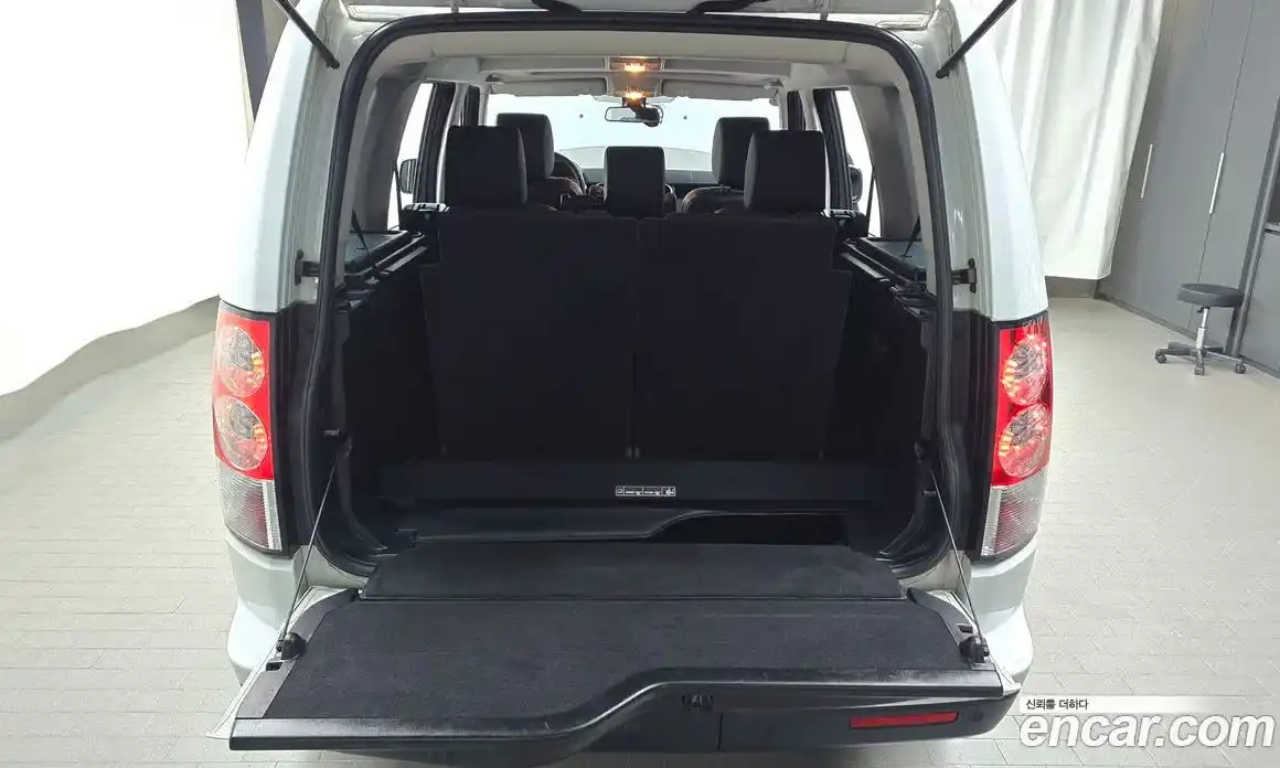 Land Rover Discovery 2013 3.0 Автомат в Москве № 333523, фото 1