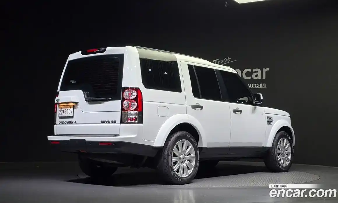 Land Rover Discovery 2013 3.0 Автомат в Москве № 333523, фото 13