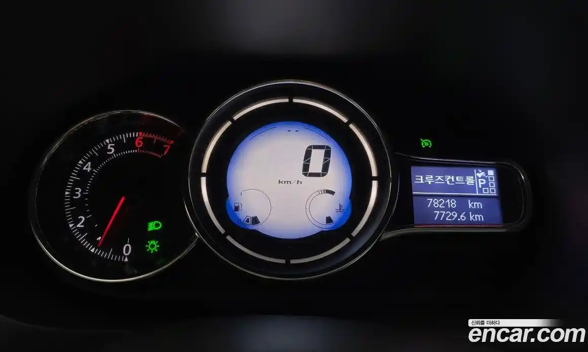 Renault SM3 2013 1.6 Автомат в Москве № 334054, фото 17