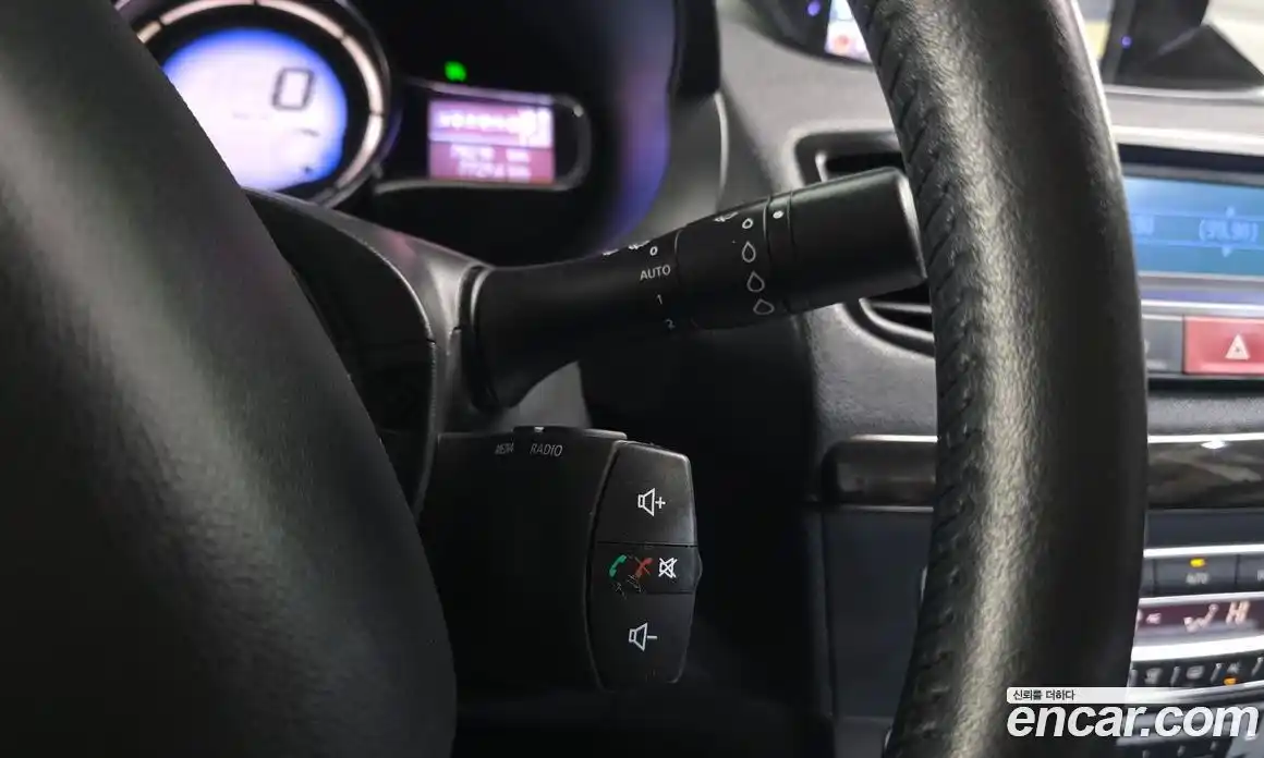 Renault SM3 2013 1.6 Автомат в Москве № 334054, фото 19