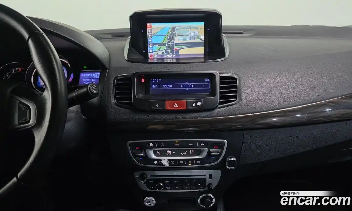 Renault SM3 2013 1.6 Автомат в Москве № 334054, фото 6