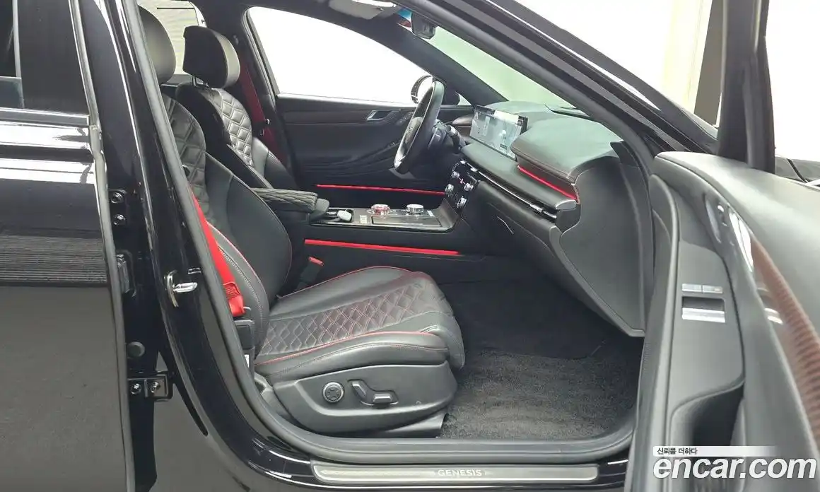 Genesis G80 2025 2.5 Автомат в Москве № 339392, фото 15