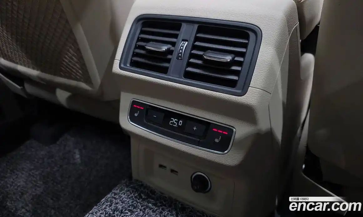 Audi Q5 2023 2.0 Автомат в Москве № 343440, фото 13