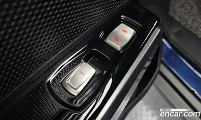 SsangYong TIBOLI 2018 1.6 Автомат в Москве № 35580, миниатюра 3