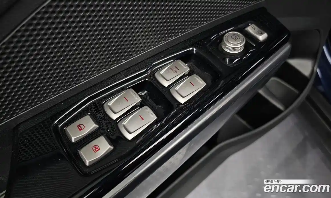 SsangYong TIBOLI 2018 1.6 Автомат в Москве № 35580, фото 7