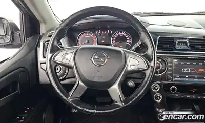 SsangYong Korando 2016 2.0 Автомат в Москве № 36348, миниатюра 10