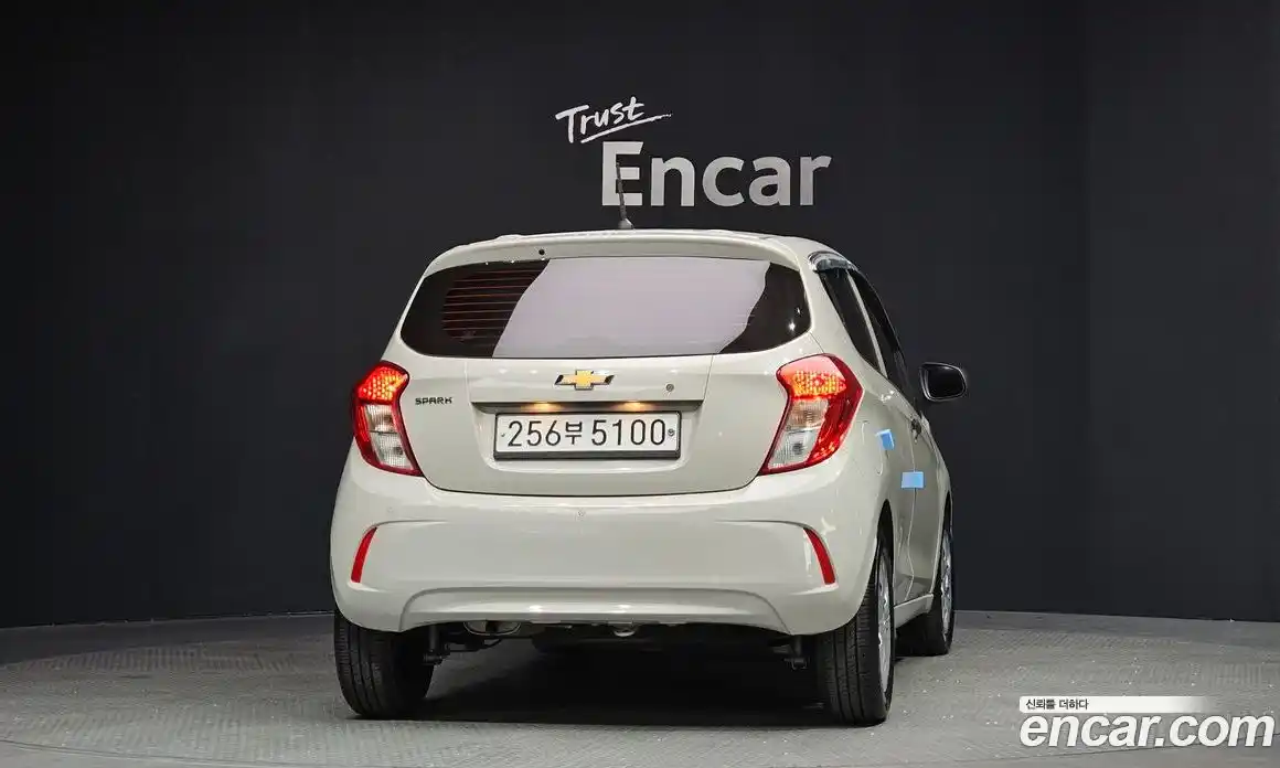 Chevrolet Spark 2019 1.0 Механическая в Москве № 36784, фото 3