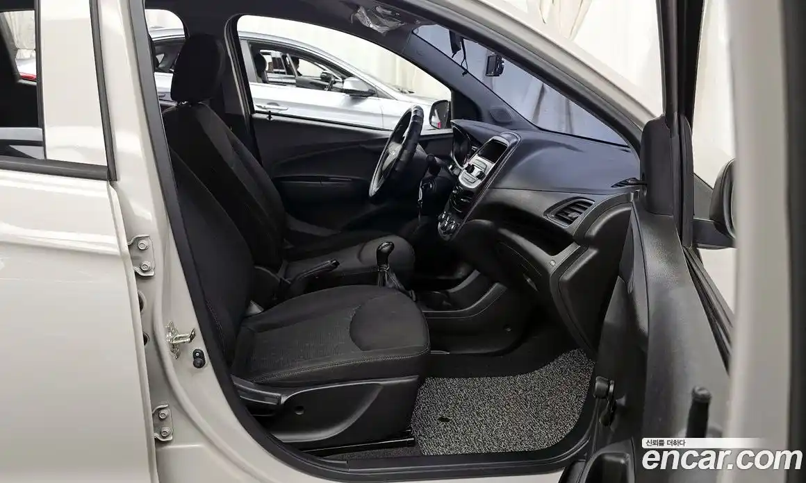 Chevrolet Spark 2019 1.0 Механическая в Москве № 36784, фото 8