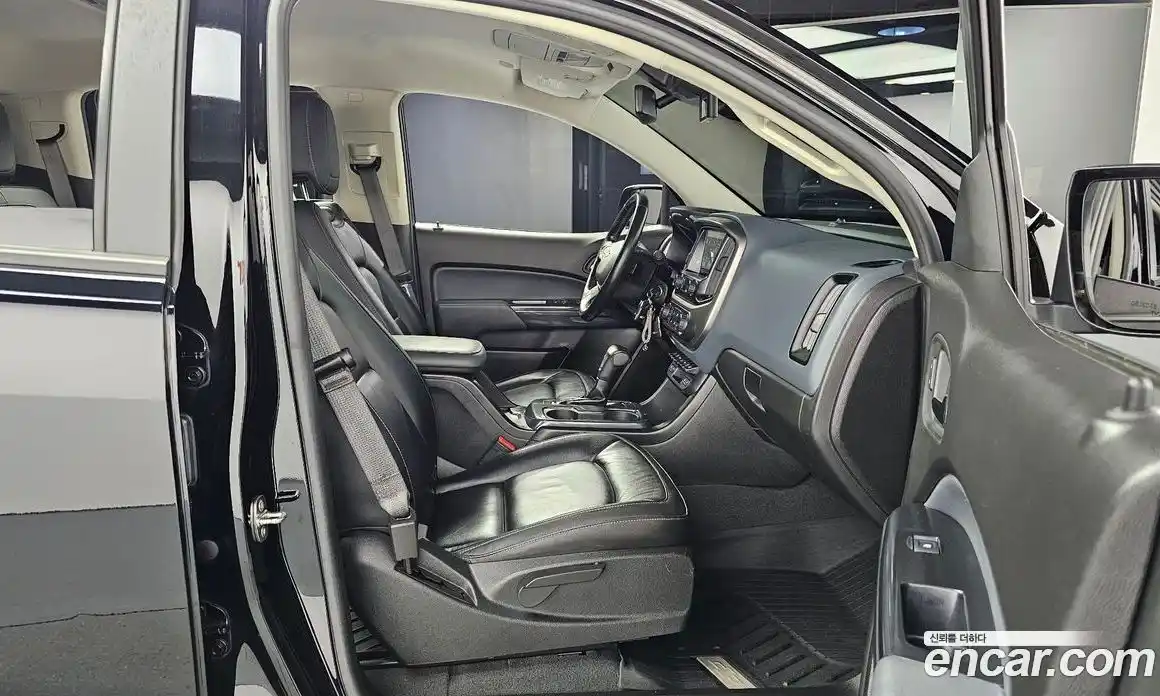 Chevrolet Colorado 2021 3.6 Автомат в Москве № 37110, фото 11